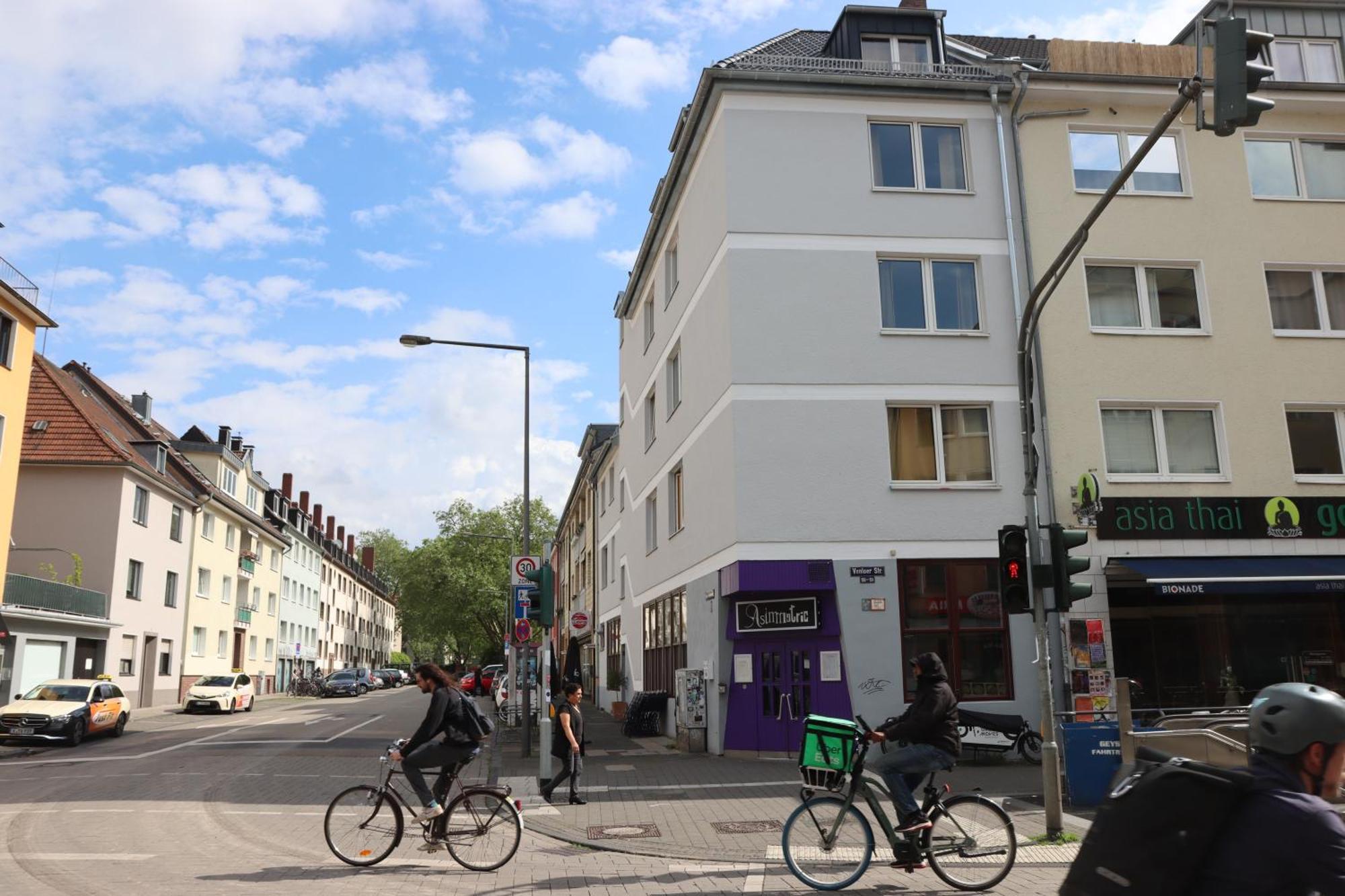 Weltempfaenger Backpacker Hostel Koln Bagian luar foto
